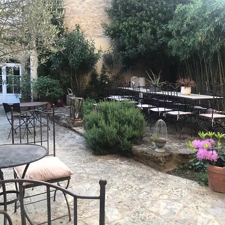 Les Aiguieres En Provence