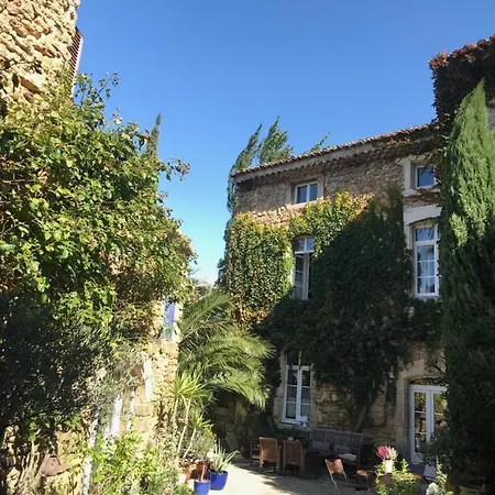 Les Aiguieres En Provence