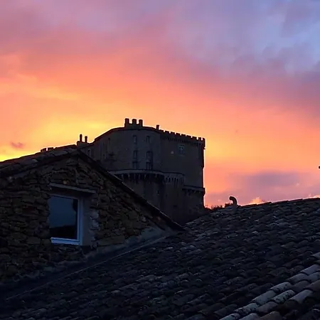 Les Aiguieres En Provence