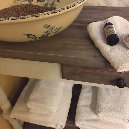 Bed & Breakfast Les Aiguieres En Provence *